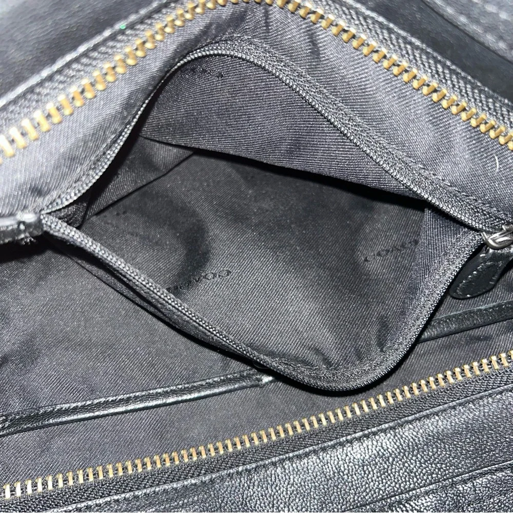 Coach Black Soft Leather Swagger Bag Shoulder Purse - Picture 15 of 16